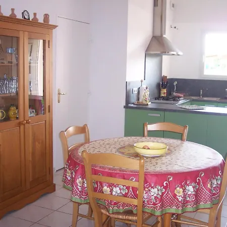 Holiday home Maison Location Saisonniere 6 Personnes
